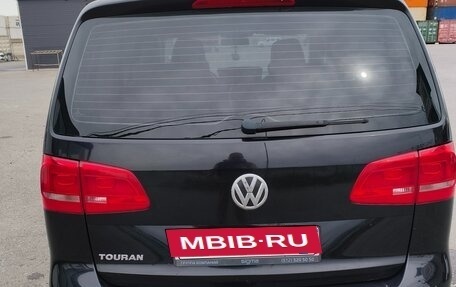 Volkswagen Touran III, 2011 год, 1 000 000 рублей, 6 фотография