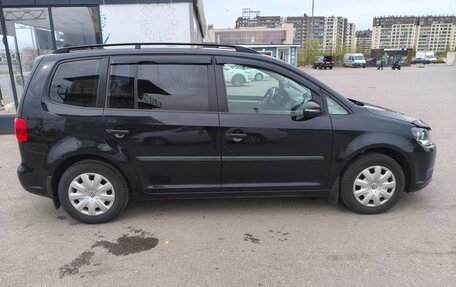 Volkswagen Touran III, 2011 год, 1 000 000 рублей, 8 фотография