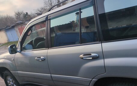 Toyota Land Cruiser 100 рестайлинг 2, 2000 год, 1 880 000 рублей, 3 фотография