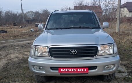 Toyota Land Cruiser 100 рестайлинг 2, 2000 год, 1 880 000 рублей, 8 фотография