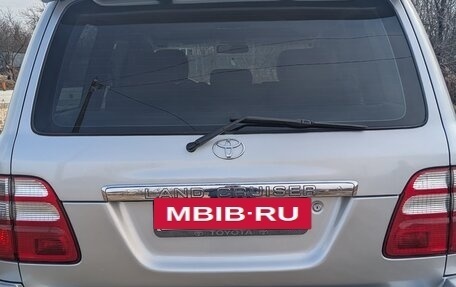 Toyota Land Cruiser 100 рестайлинг 2, 2000 год, 1 880 000 рублей, 5 фотография