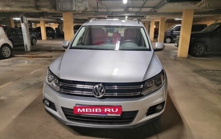 Volkswagen Tiguan I, 2015 год, 2 300 000 рублей, 2 фотография