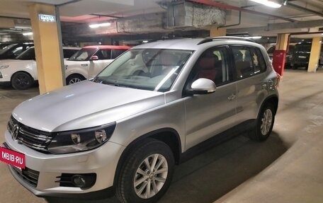 Volkswagen Tiguan I, 2015 год, 2 300 000 рублей, 3 фотография