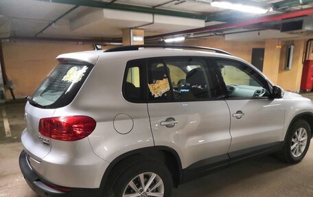 Volkswagen Tiguan I, 2015 год, 2 300 000 рублей, 8 фотография
