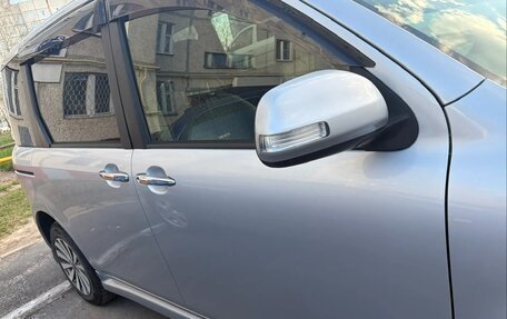 Toyota Sienta I, 2014 год, 1 130 000 рублей, 5 фотография