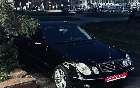Mercedes-Benz E-Класс, 2004 год, 735 000 рублей, 6 фотография