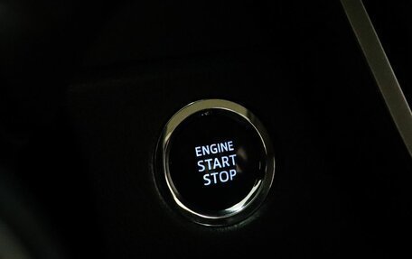 Toyota Camry, 2023 год, 3 549 000 рублей, 19 фотография