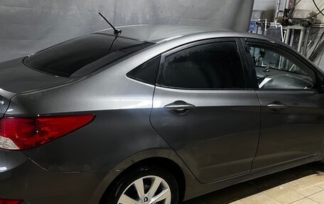 Hyundai Solaris II рестайлинг, 2011 год, 705 000 рублей, 7 фотография