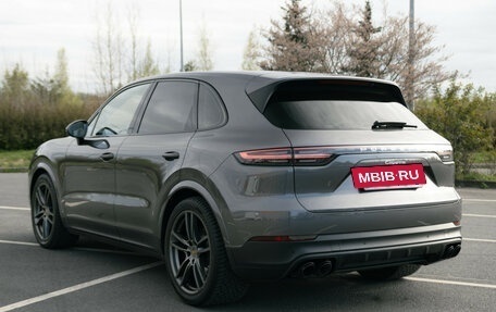 Porsche Cayenne III, 2020 год, 7 990 000 рублей, 13 фотография