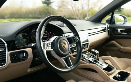 Porsche Cayenne III, 2020 год, 7 990 000 рублей, 16 фотография
