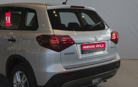 Suzuki Vitara II рестайлинг, 2021 год, 1 880 000 рублей, 7 фотография