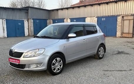 Skoda Fabia II, 2013 год, 595 000 рублей, 1 фотография