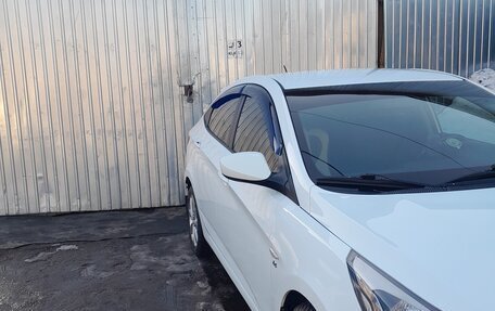 Hyundai Solaris II рестайлинг, 2015 год, 1 175 000 рублей, 6 фотография
