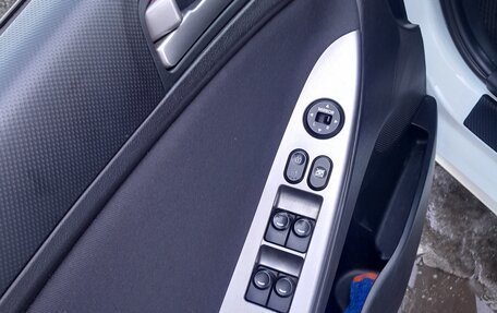Hyundai Solaris II рестайлинг, 2015 год, 1 175 000 рублей, 11 фотография