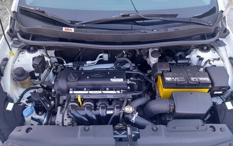 Hyundai Solaris II рестайлинг, 2015 год, 1 175 000 рублей, 16 фотография