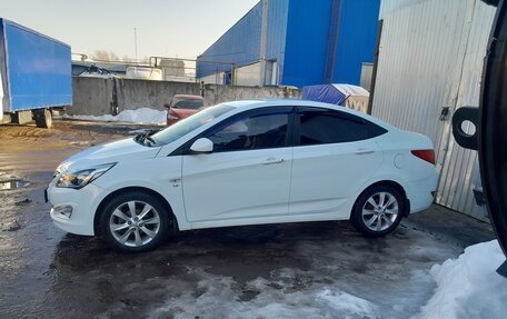 Hyundai Solaris II рестайлинг, 2015 год, 1 175 000 рублей, 17 фотография