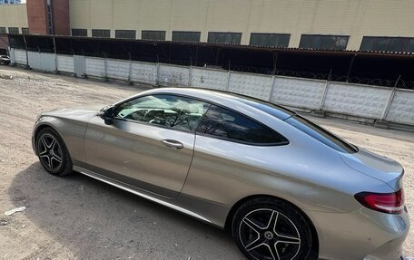 Mercedes-Benz C-Класс, 2018 год, 2 600 000 рублей, 5 фотография