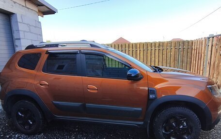 Renault Duster, 2022 год, 2 200 000 рублей, 3 фотография