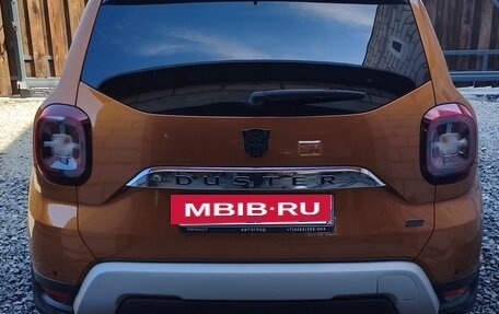 Renault Duster, 2022 год, 2 200 000 рублей, 5 фотография