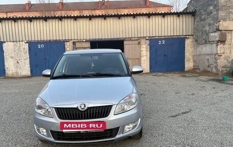 Skoda Fabia II, 2013 год, 595 000 рублей, 3 фотография