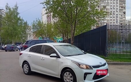 KIA Rio IV, 2018 год, 790 000 рублей, 4 фотография