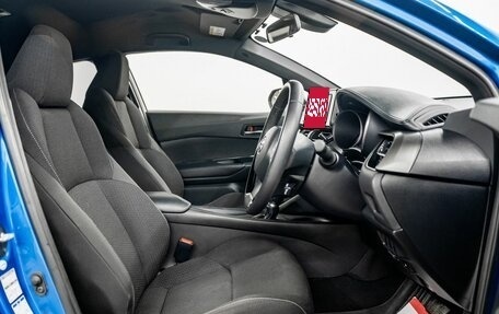 Toyota C-HR I рестайлинг, 2016 год, 1 920 000 рублей, 6 фотография