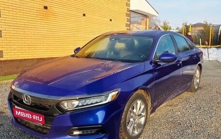 Honda Accord IX рестайлинг, 2019 год, 1 850 000 рублей, 2 фотография