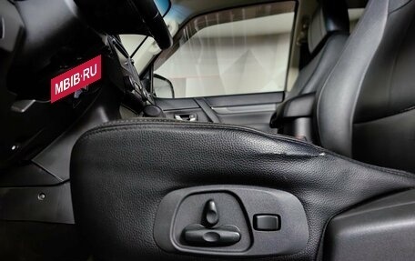 Mitsubishi Pajero IV, 2013 год, 2 297 000 рублей, 23 фотография