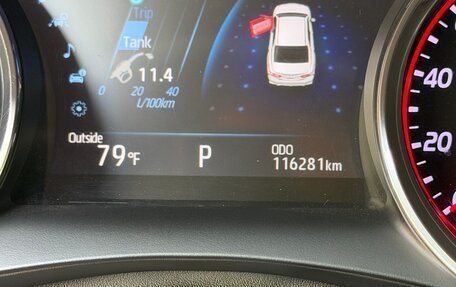 Toyota Camry, 2019 год, 1 800 000 рублей, 13 фотография