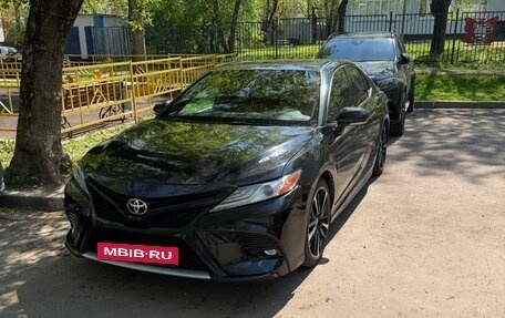 Toyota Camry, 2019 год, 1 800 000 рублей, 7 фотография