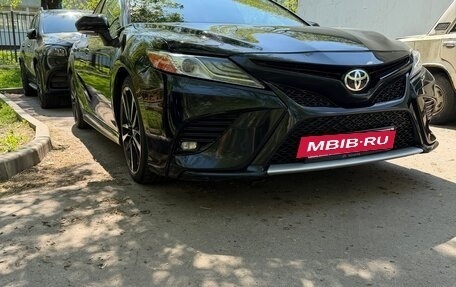 Toyota Camry, 2019 год, 1 800 000 рублей, 5 фотография