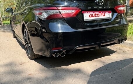 Toyota Camry, 2019 год, 1 800 000 рублей, 8 фотография