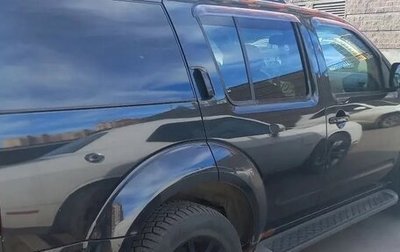 Nissan Pathfinder, 2010 год, 900 000 рублей, 1 фотография