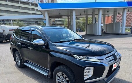 Mitsubishi Pajero Sport III рестайлинг, 2021 год, 3 390 000 рублей, 1 фотография