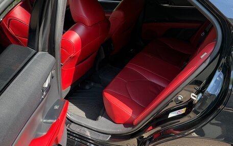 Toyota Camry, 2019 год, 1 800 000 рублей, 20 фотография