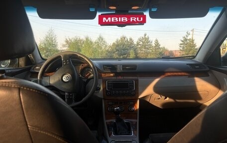 Volkswagen Passat B6, 2005 год, 385 000 рублей, 8 фотография