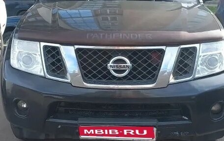 Nissan Pathfinder, 2010 год, 900 000 рублей, 6 фотография