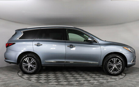 Infiniti QX60 I рестайлинг, 2017 год, 1 997 000 рублей, 4 фотография
