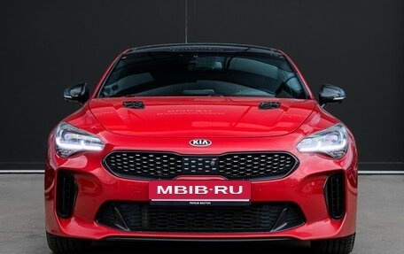 KIA Stinger I, 2019 год, 3 000 000 рублей, 2 фотография