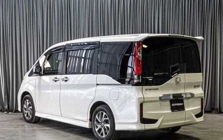 Honda Stepwgn IV, 2016 год, 1 849 000 рублей, 2 фотография