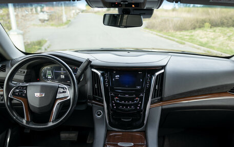 Cadillac Escalade IV, 2017 год, 4 899 000 рублей, 19 фотография