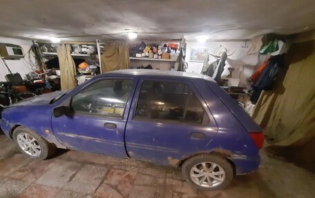 Ford Fiesta, 1998 год, 75 000 рублей, 10 фотография