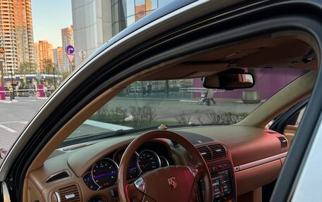 Porsche Cayenne III, 2004 год, 1 300 000 рублей, 16 фотография