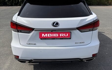 Lexus RX IV рестайлинг, 2019 год, 4 399 000 рублей, 4 фотография