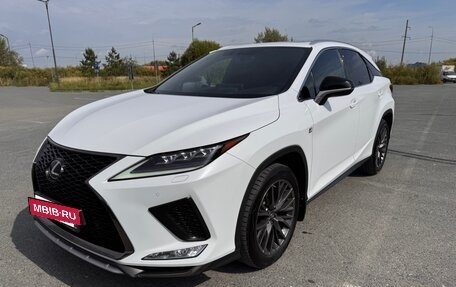 Lexus RX IV рестайлинг, 2019 год, 4 399 000 рублей, 6 фотография