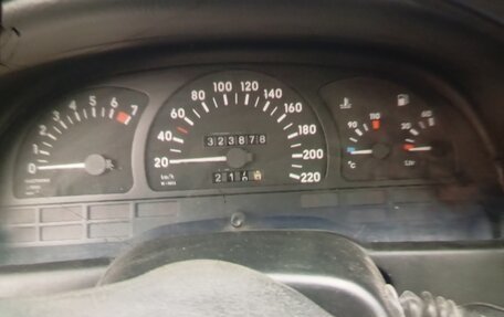 Opel Vectra A, 1992 год, 135 000 рублей, 7 фотография