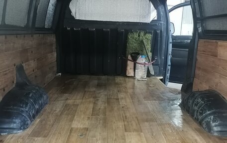Hyundai H-1 II рестайлинг, 2000 год, 990 000 рублей, 7 фотография