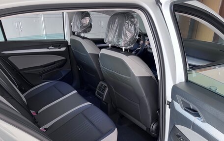Volkswagen Golf VIII, 2024 год, 3 100 000 рублей, 7 фотография