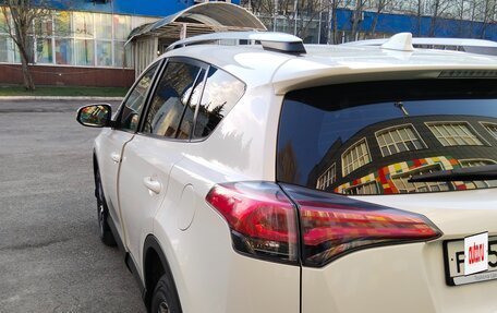 Toyota RAV4, 2017 год, 2 499 000 рублей, 8 фотография