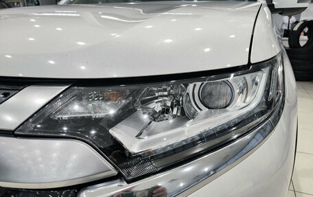 Mitsubishi Outlander III рестайлинг 3, 2020 год, 2 399 000 рублей, 21 фотография